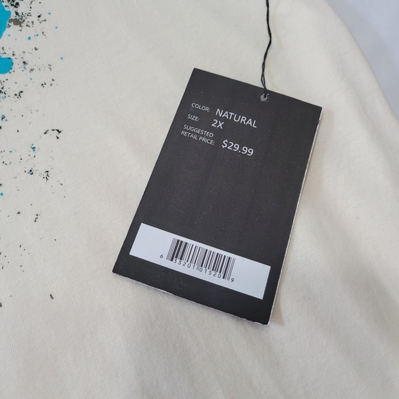 Born Free Graphic T-Shirt NWT Sz 2X - Picture 4 of 4